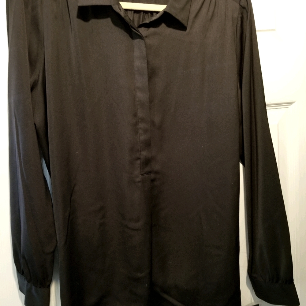 Black long sleeve blouse with string belt
